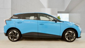 2022 MG Mg4 64kwh Trophy Long Range Auto 5dr in Blue — image 6