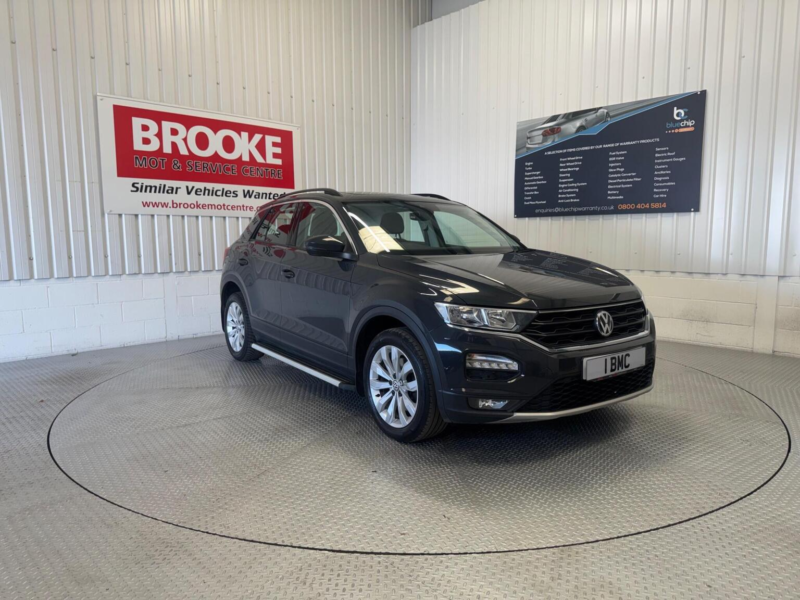 2018 Volkswagen T-Roc 1.0 Tsi Se Euro 6 (s/s) 5dr in Grey — image 1