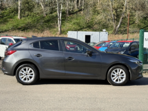 2017 Mazda Mazda3 2.0 Skyactiv-G Se-L Nav Hatchback 5dr Petrol Manual Euro 6 (s/s) (121 Ps) in Grey — image 5