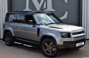 2022 Land Rover Defender 110 3.0 D250 Mhev X-Dynamic Se in Grey — image 2