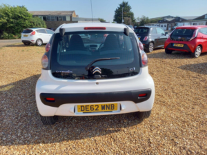 2012 Citroen C1 1.0i Vt Euro 5 3dr in White — image 6