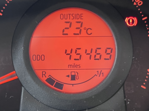 2015 Citroen C1 1.0 Vti Feel in Black — image 6