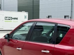 2011 Renault Scenic 1.5 Dci Dynamique Tomtom Euro 5 5dr in Red — image 6