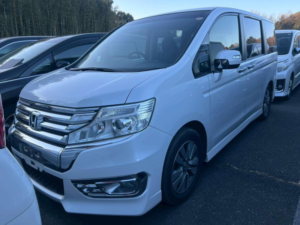 2015 Honda Stepwagon 2.0 Spada Z 5dr 8 Seats in White — image 6