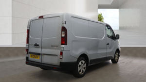 2023 Renault Trafic 2.0 Dci Blue Sl30 Business+ Panel Van 5dr Diesel Manual L1 H1 Euro 6 130 Ps in Grey — image 5