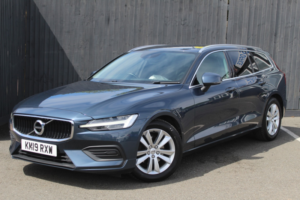 2019 Volvo V60 2.0 Momentum D3 in Blue — image 4