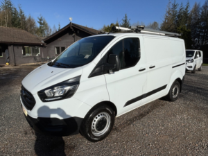 2018 Ford Transit Custom 2.0 320 Ecoblue in White — image 5