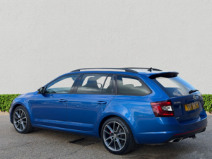 2019 Skoda Octavia 2.0 Tdi Vrs Estate 5dr Diesel DSG 7spd 4WD Euro 6 (s/s) (184 Ps) in Blue — image 5