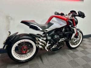 2015 Mv Agusta Brutale 800 800 Dragster Rr in Red — image 4