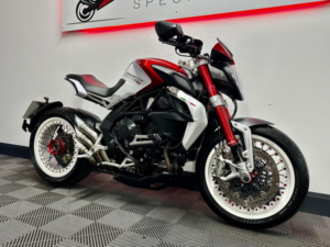 2015 Mv Agusta Brutale 800 800 Dragster Rr in Red — image 5