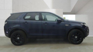 2017 Land Rover Discovery Sport 2.0 Td4 Se Tech Auto 4WD Euro 6 (s/s) 5dr in Blue — image 6