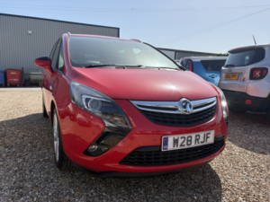2015 Vauxhall Zafira Tourer 1.4 I Turbo Sri in Red — image 2