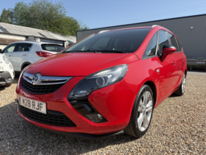 2015 Vauxhall Zafira Tourer 1.4 I Turbo Sri in Red — image 5