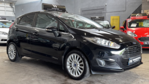2013 Ford Fiesta 1.0 T Ecoboost Titanium Black 5dr 1 Keeper+13 Stamps+low Tax in Black — image 4