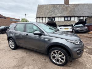 2016 Land Rover Discovery Sport Td4 Hse in Grey — image 5