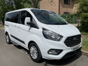 2021 Ford Tourneo Custom 2.0 Tourneo Custom Zetec 9 Seats 320 L1 2.0l Ecoblue 105ps Mhev Fwd 6 Speed Manual in White — image 4