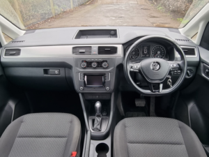 2020 Volkswagen Caddy Maxi Life 2.0 Tdi in Blue — image 3