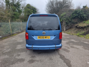 2020 Volkswagen Caddy Maxi Life 2.0 Tdi in Blue — image 5