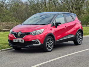 2018 Renault Captur 0.9 Iconic Tce 90 My18 in Red — image 2