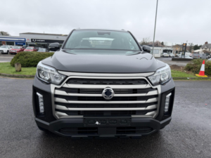 2025 Kgm Musso 2.2d Saracen Auto 4WD Euro 6 4dr in Black — image 3