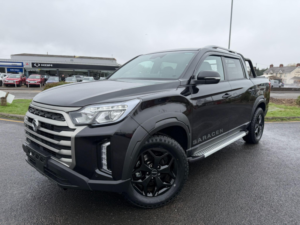 2025 Kgm Musso 2.2d Saracen Auto 4WD Euro 6 4dr in Black — image 4