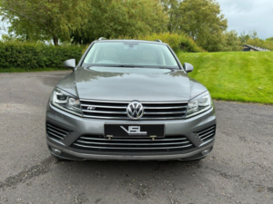 2015 Volkswagen Touareg 3.0 Tdi V6 Bluemotion Tech R-Line SUV 5dr Diesel Tiptronic 4WD Euro 6 (s/s) (262 Ps) in Grey — image 5