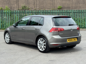 2016 Volkswagen Golf 2.0 Tdi Bluemotion Tech Gt in Grey — image 2