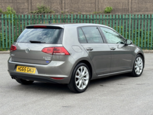 2016 Volkswagen Golf 2.0 Tdi Bluemotion Tech Gt in Grey — image 4