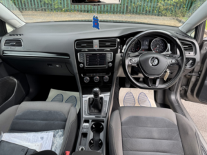 2016 Volkswagen Golf 2.0 Tdi Bluemotion Tech Gt in Grey — image 5