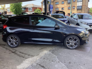 2020 Ford Fiesta 1.0t Ecoboost St-Line Edition Euro 6 (s/s) 3dr in Black — image 2