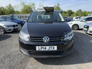 2014 Volkswagen Sharan 2.0 Tdi Bluemotion Tech S in Black — image 2