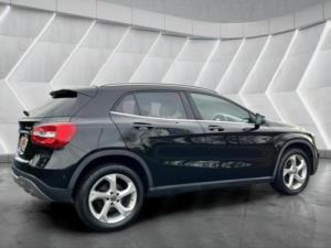 2019 Mercedes-Benz Gla 2.1 Gla220d Sport (executive) 7g-Dct 4matic Euro 6 (s/s) 5dr in Black — image 6
