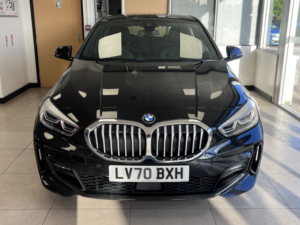 2020 BMW 1 Series 1.5 118i M Sport in Black — image 3