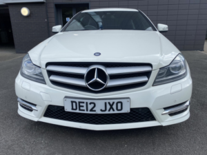 2012 Mercedes-Benz C Class 2.1 C220 Cdi Blueefficiency Amg Sport in White — image 3