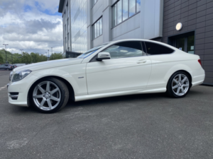 2012 Mercedes-Benz C Class 2.1 C220 Cdi Blueefficiency Amg Sport in White — image 5