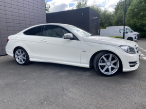 2012 Mercedes-Benz C Class 2.1 C220 Cdi Blueefficiency Amg Sport in White — image 6