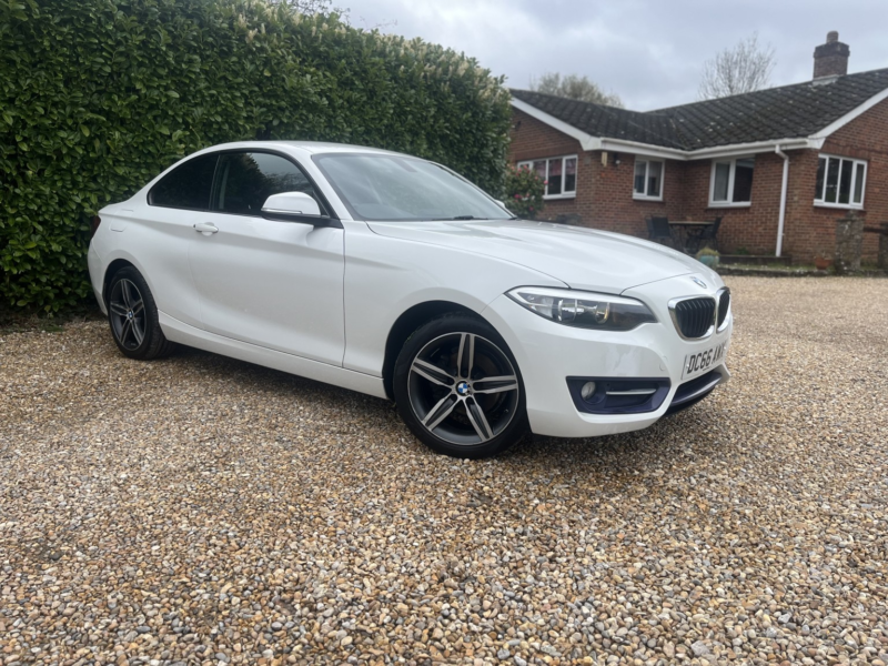 2016 BMW 2 Series 1.5 218i Sport Coupe in White — image 1
