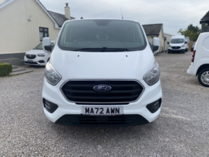 2022 Ford Transit Custom 2.0 Transit Custom Limited Dciv 300 L2 2.0l Ecoblue 130ps Fwd 6 Speed Manual in White — image 2