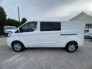 2022 Ford Transit Custom 2.0 Transit Custom Limited Dciv 300 L2 2.0l Ecoblue 130ps Fwd 6 Speed Manual in White — image 4