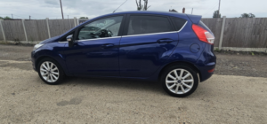 2016 Ford Fiesta 1.0 T Ecoboost Titanium in Blue — image 4