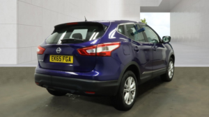 2015 Nissan Qashqai 1.2 Dig-T Acenta Blue 5dr 7 Stamps in Blue — image 4