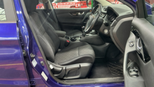 2015 Nissan Qashqai 1.2 Dig-T Acenta Blue 5dr 7 Stamps in Blue — image 5