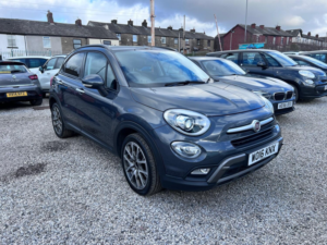 2016 Fiat 500x 1.6 500x Off-Road Look 1.6 Multijet 120hp Cross Plus in Grey — image 2