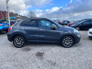 2016 Fiat 500x 1.6 500x Off-Road Look 1.6 Multijet 120hp Cross Plus in Grey — image 4