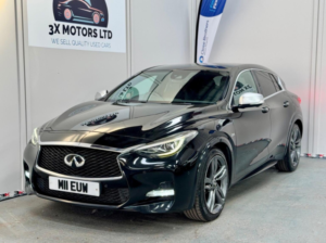 2016 Infiniti Q30