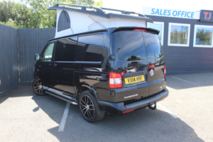 2014 Volkswagen Transporter 2.0 Tdi T26 Highline in Black — image 2
