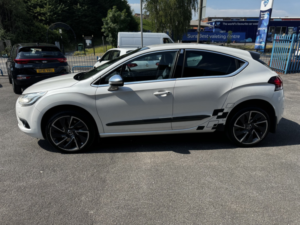 2011 Citroen Ds4 2.0 Hdi Dsport in White — image 2