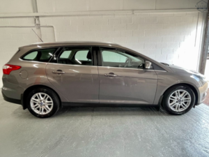 2013 Ford Focus 1.6 Tdci Titanium in Brown — image 4