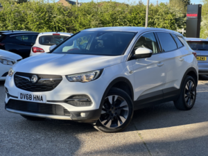 2018 Vauxhall Grandland X 1.2 Turbo Sport Nav in White — image 5