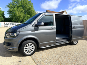 2019 Volkswagen Transporter 2.0 Tdi T28 Bluemotion Tech Highline Panel Van 5dr Diesel DSG Fwd Swb Euro 6 (s/s) (150 Ps) in Grey — image 6